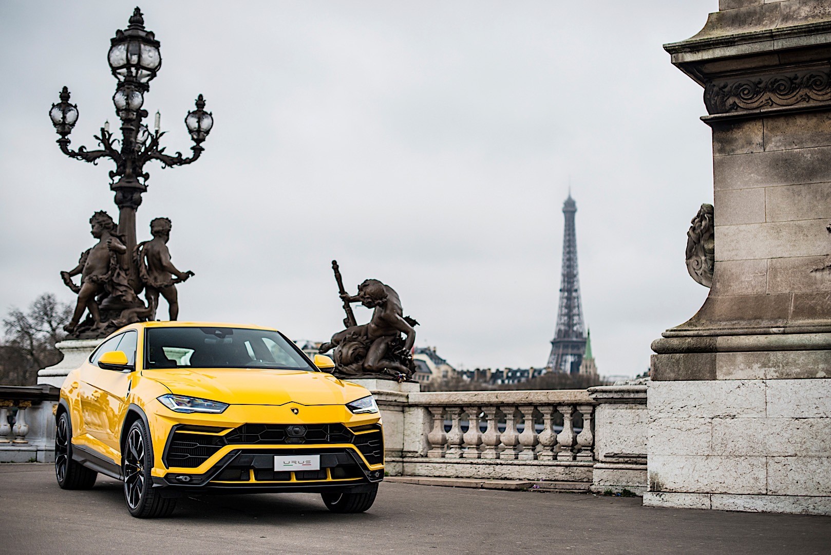 Lamborghini Urus photo 19