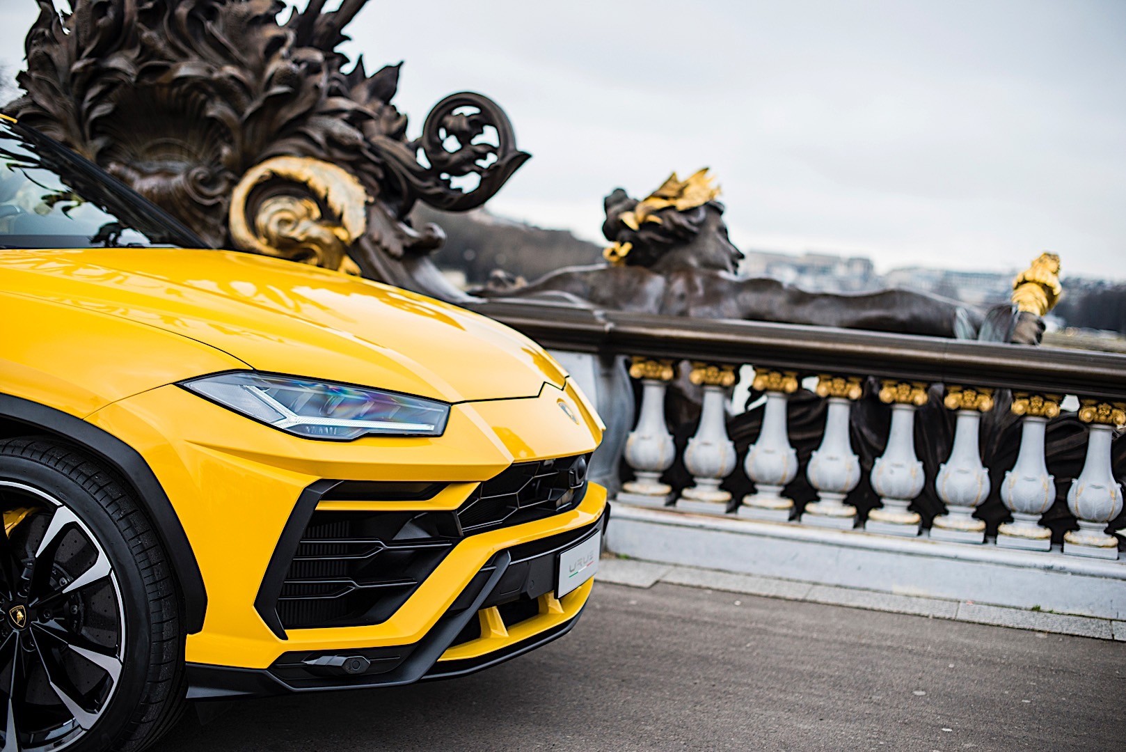 Lamborghini Urus photo 26