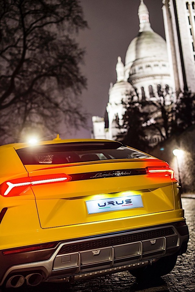 Lamborghini Urus photo 28
