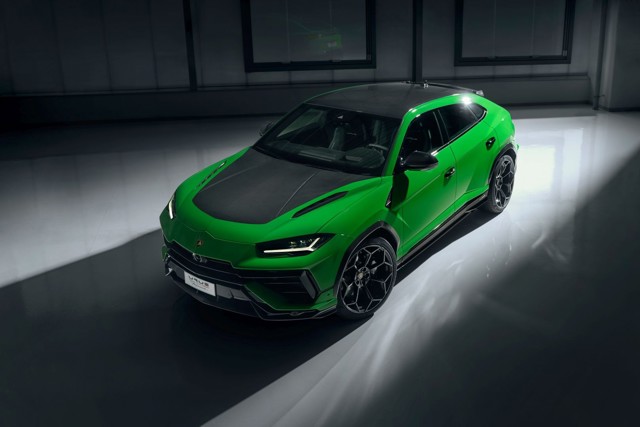 Lamborghini Urus photo 1