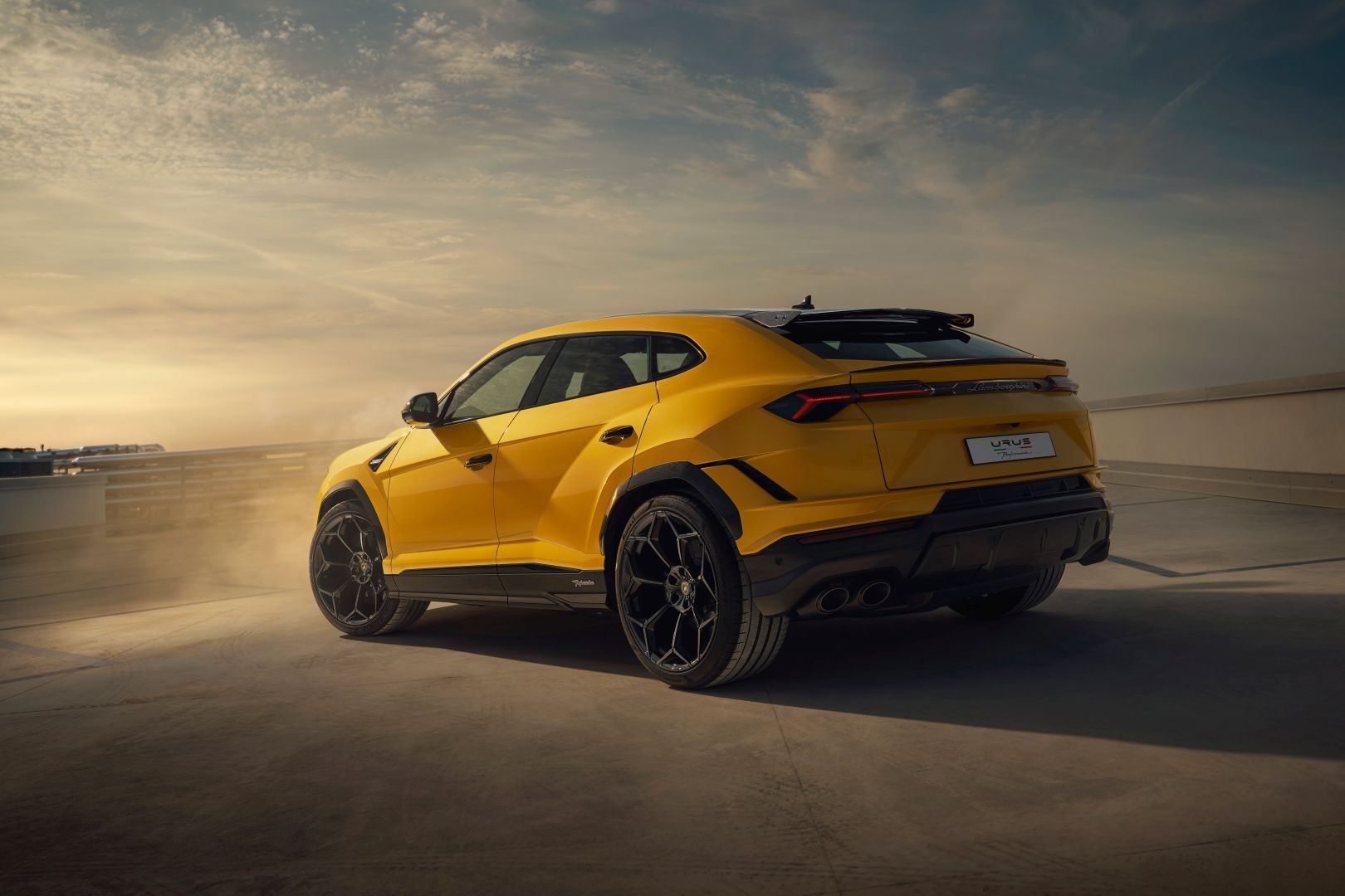 Lamborghini Urus photo 22