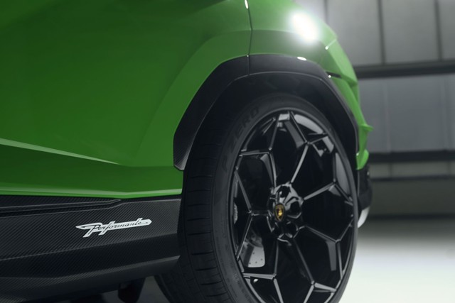 Lamborghini Urus photo 29