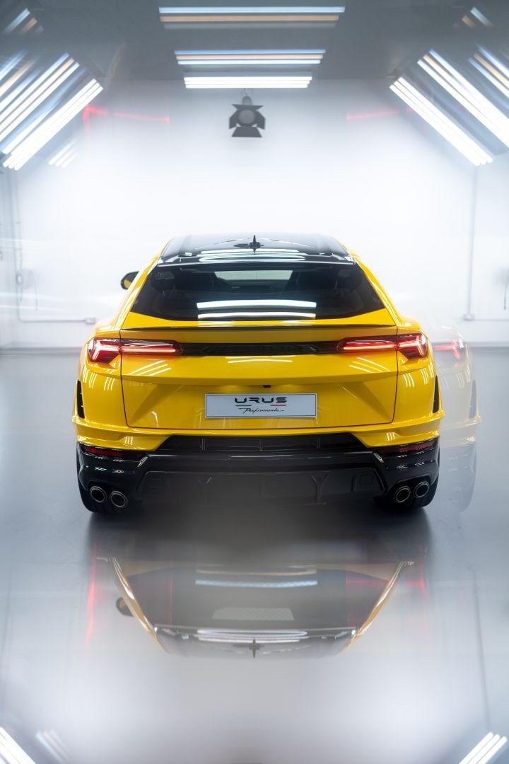 Lamborghini Urus photo 57