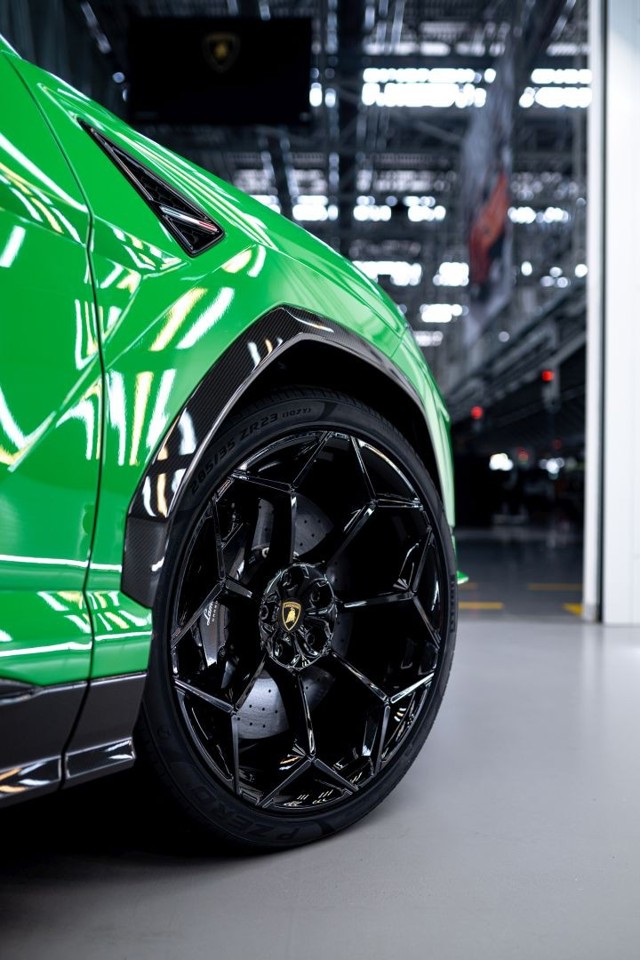 Lamborghini Urus photo 73