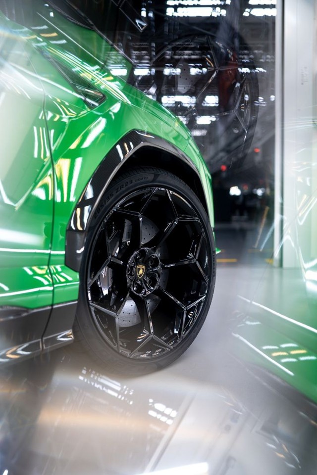 Lamborghini Urus photo 75