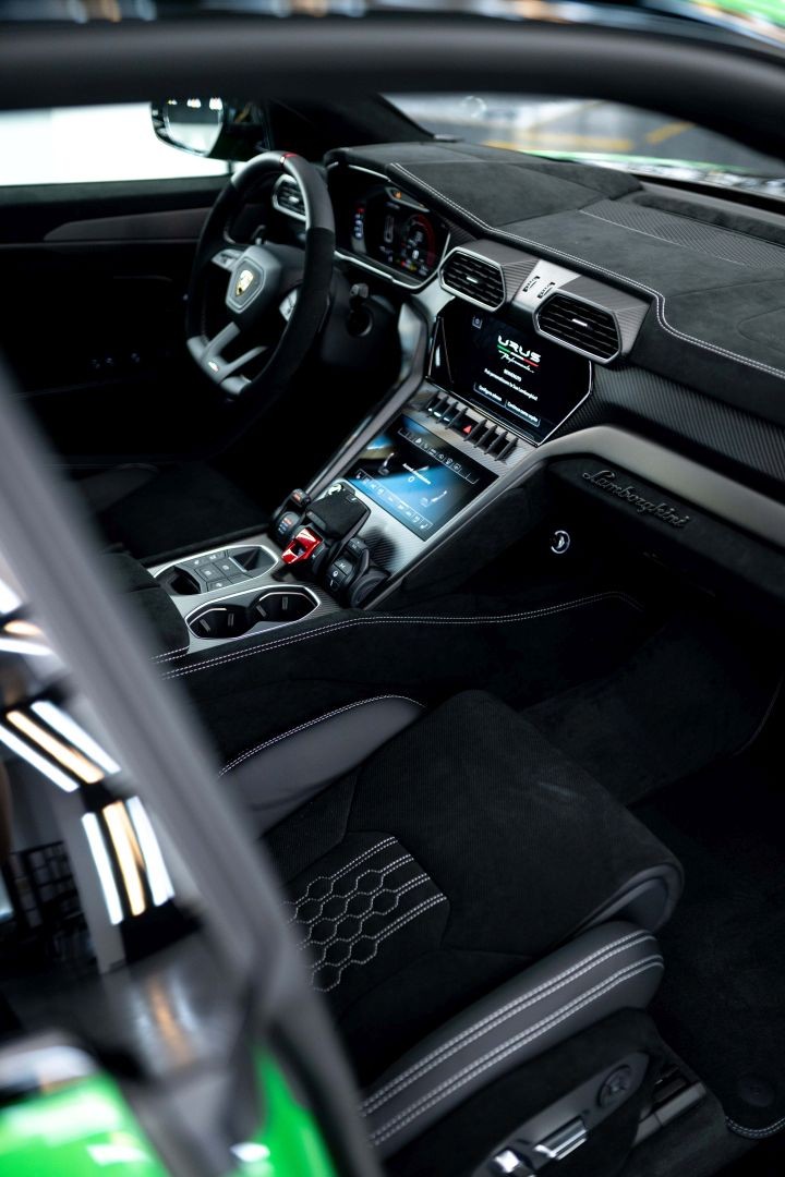 Lamborghini Urus photo 93