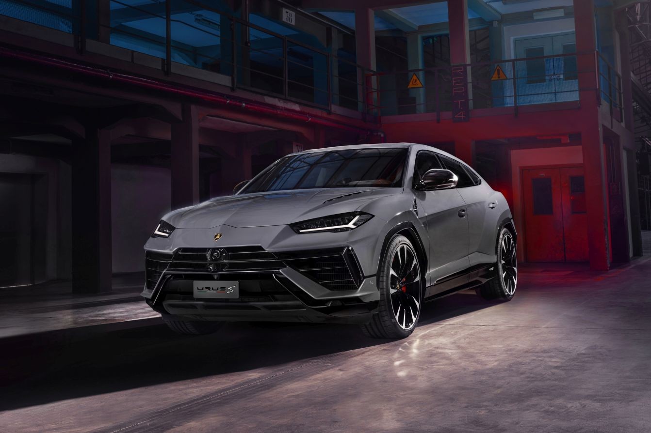 Lamborghini Urus photo 3