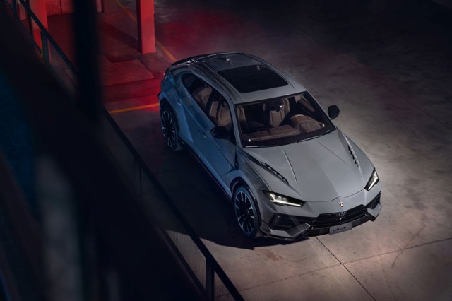 Lamborghini Urus photo 4