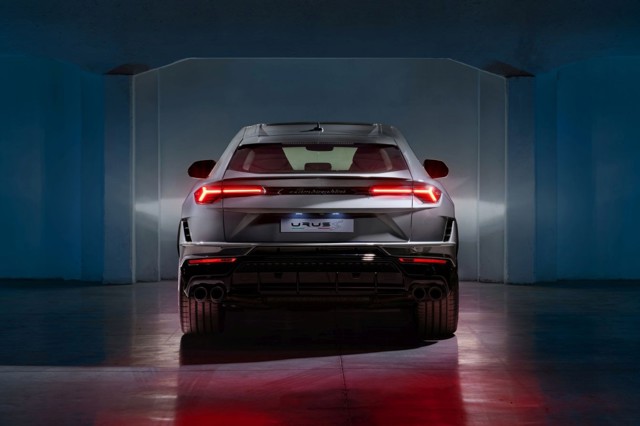 Lamborghini Urus photo 5