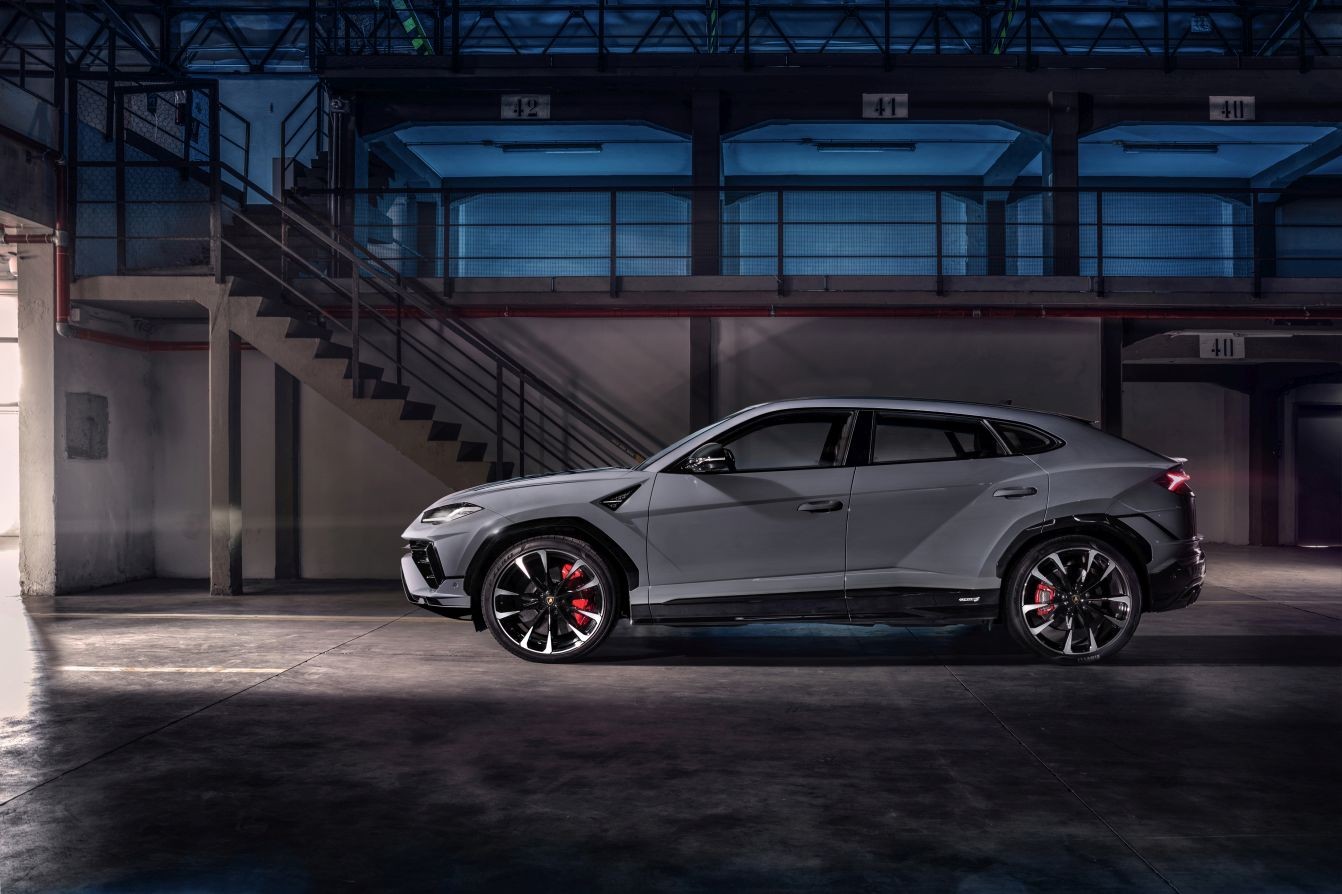 Lamborghini Urus photo 8