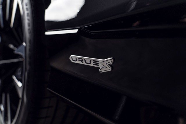 Lamborghini Urus photo 19