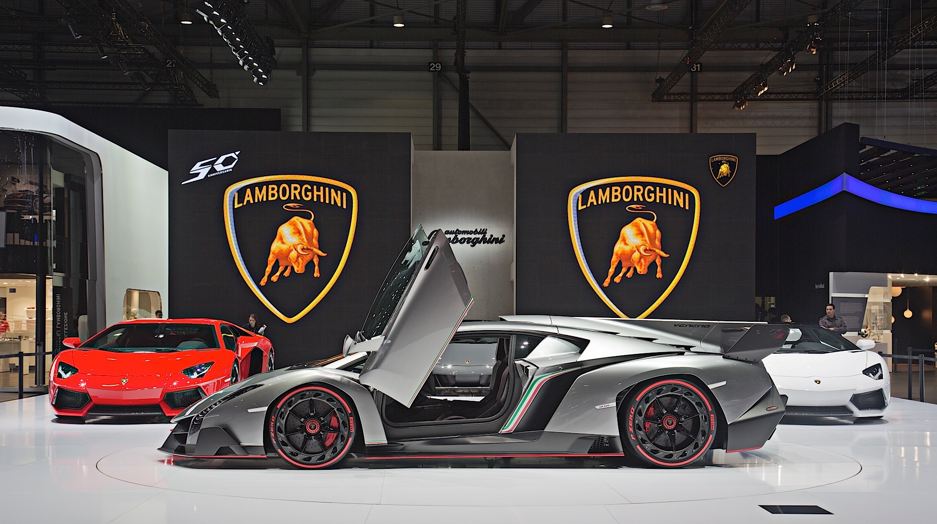 Lamborghini Veneno photo 12