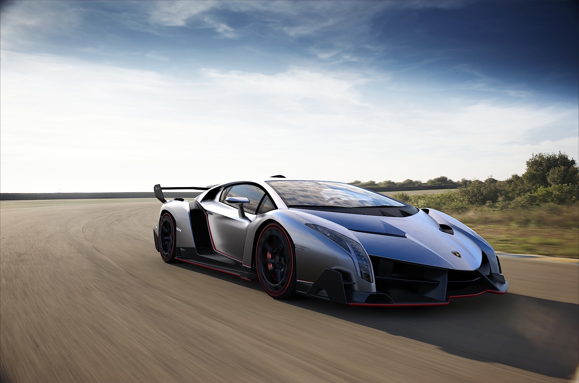 Lamborghini Veneno photo 5