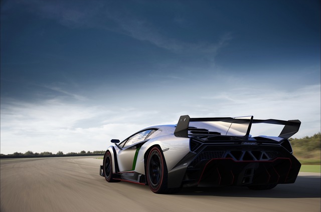 Lamborghini Veneno photo 6