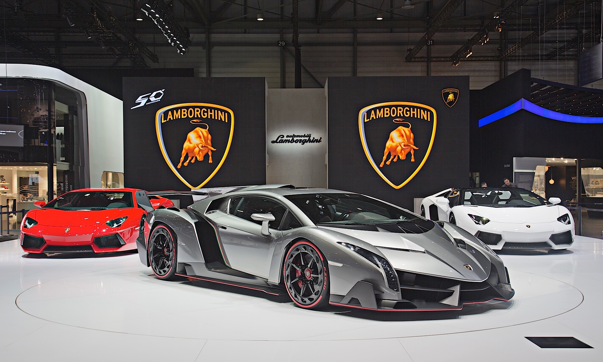 Lamborghini Veneno photo 9
