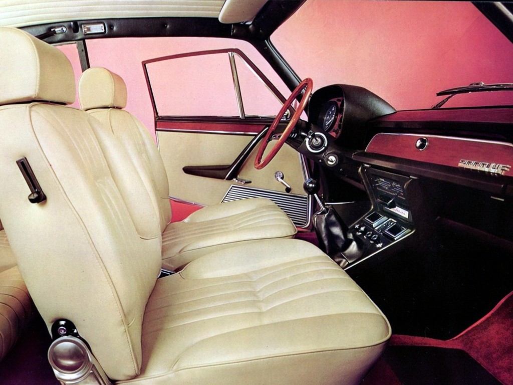 Lancia 2000 Coupe photo 12