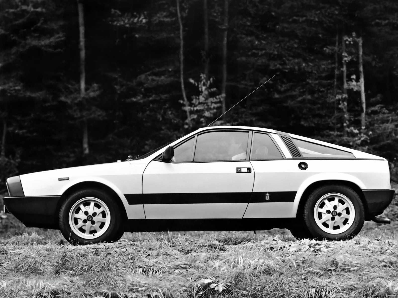 Lancia Beta Montecarlo photo 7