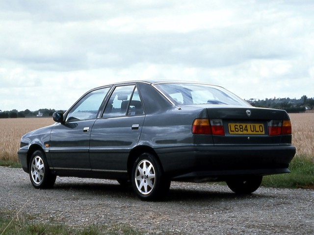 Lancia Dedra foto 12