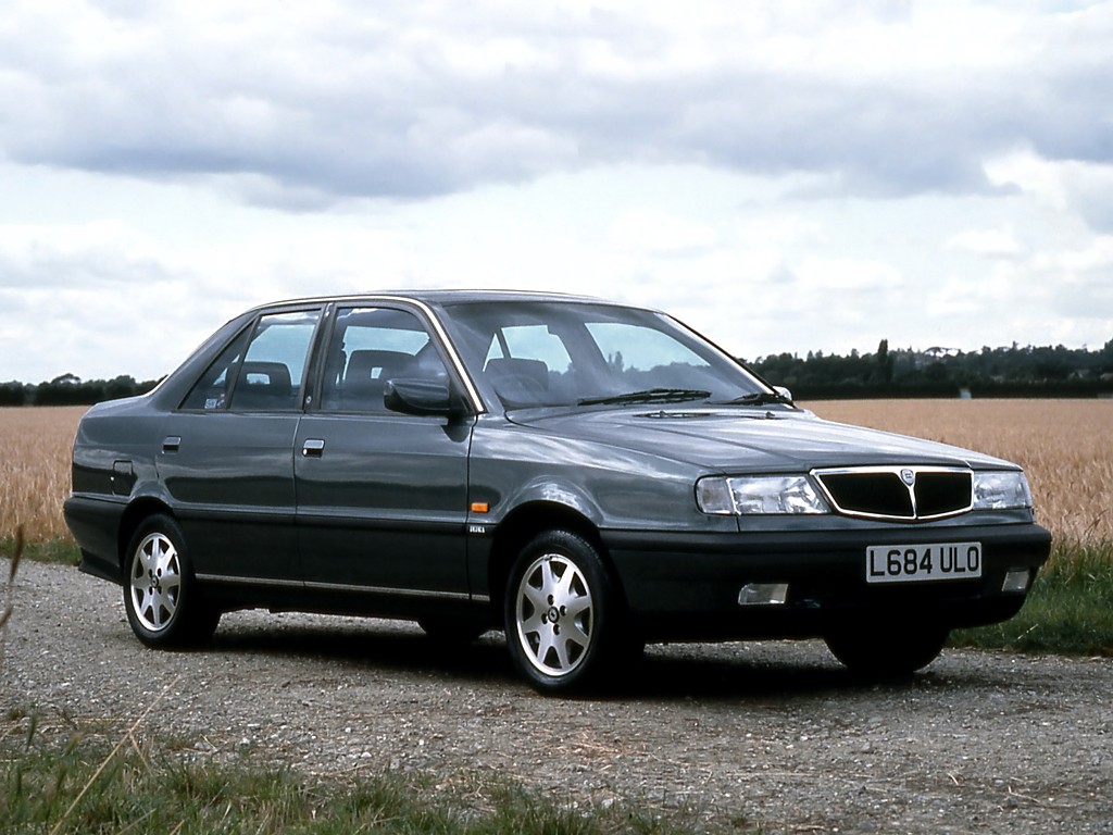Lancia Dedra photo 13
