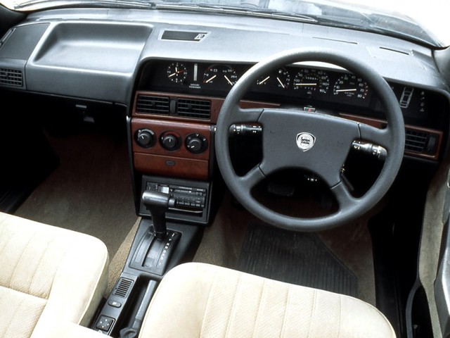 Lancia Dedra foto 17