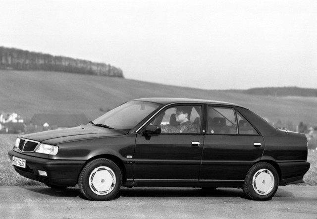 Lancia Dedra foto 6