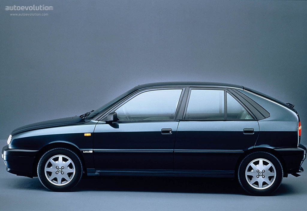 Lancia Delta photo 4