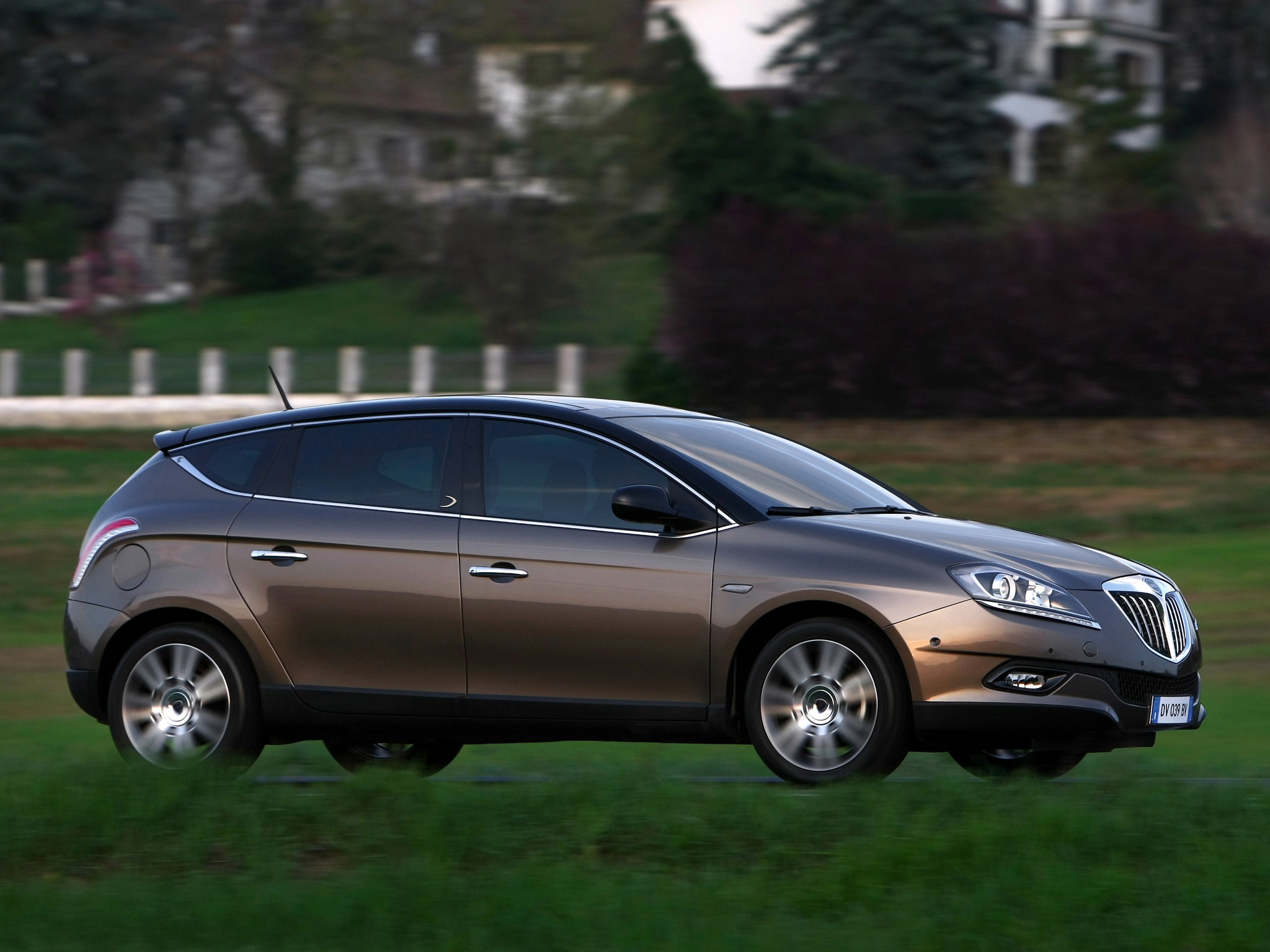 Lancia Delta photo 98