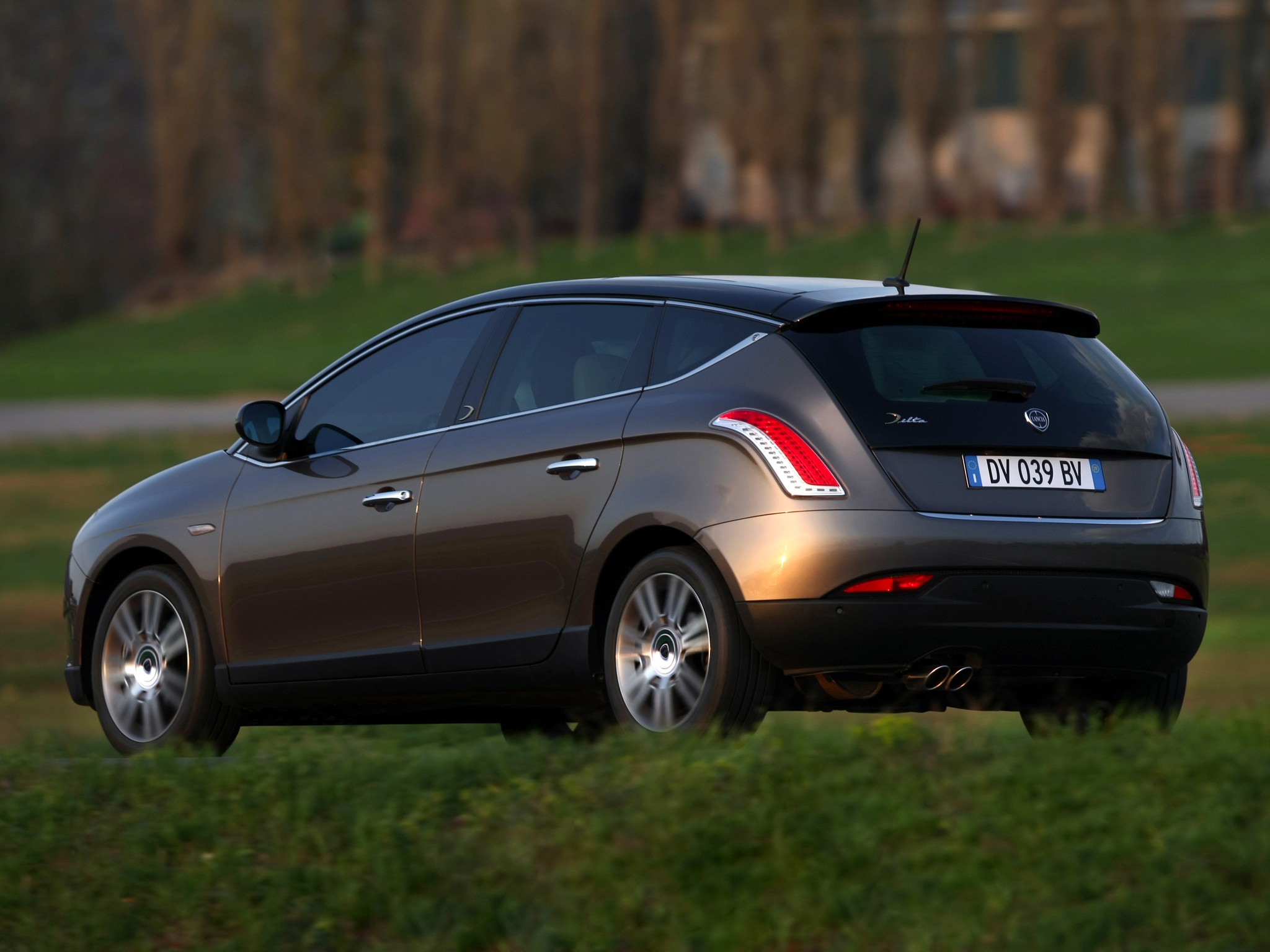 Lancia Delta photo 99