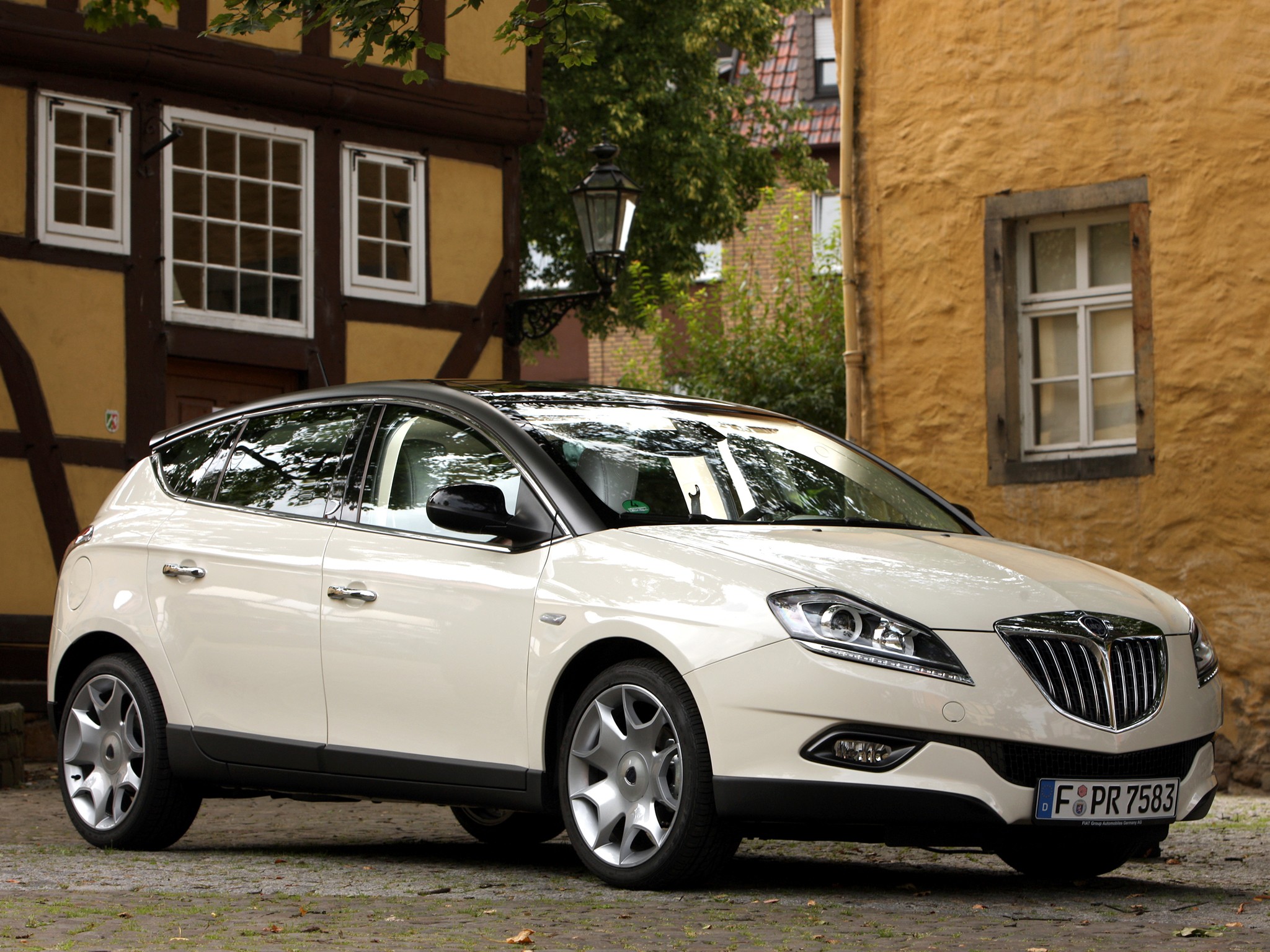 Lancia Delta photo 101