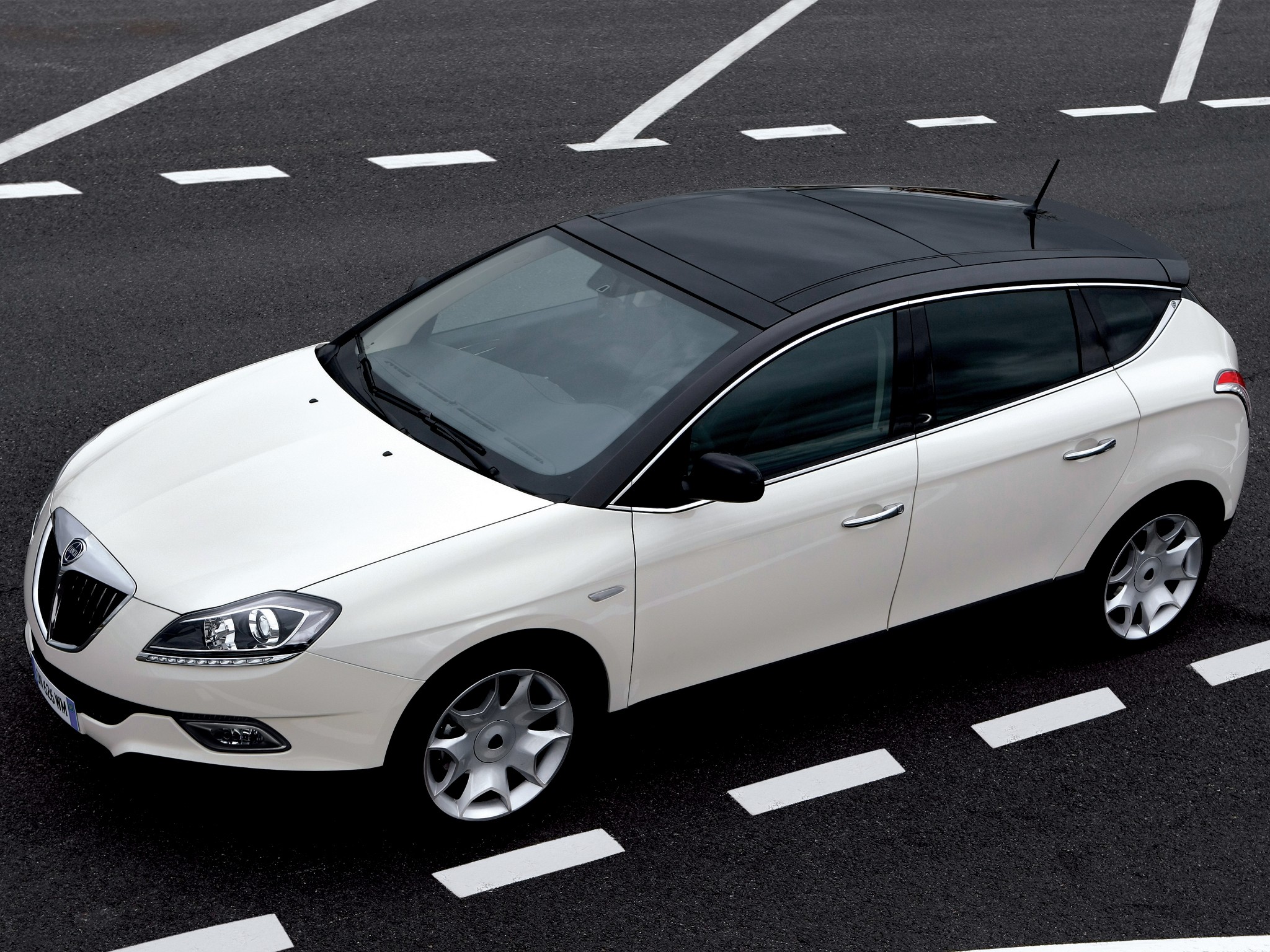 Lancia Delta photo 102