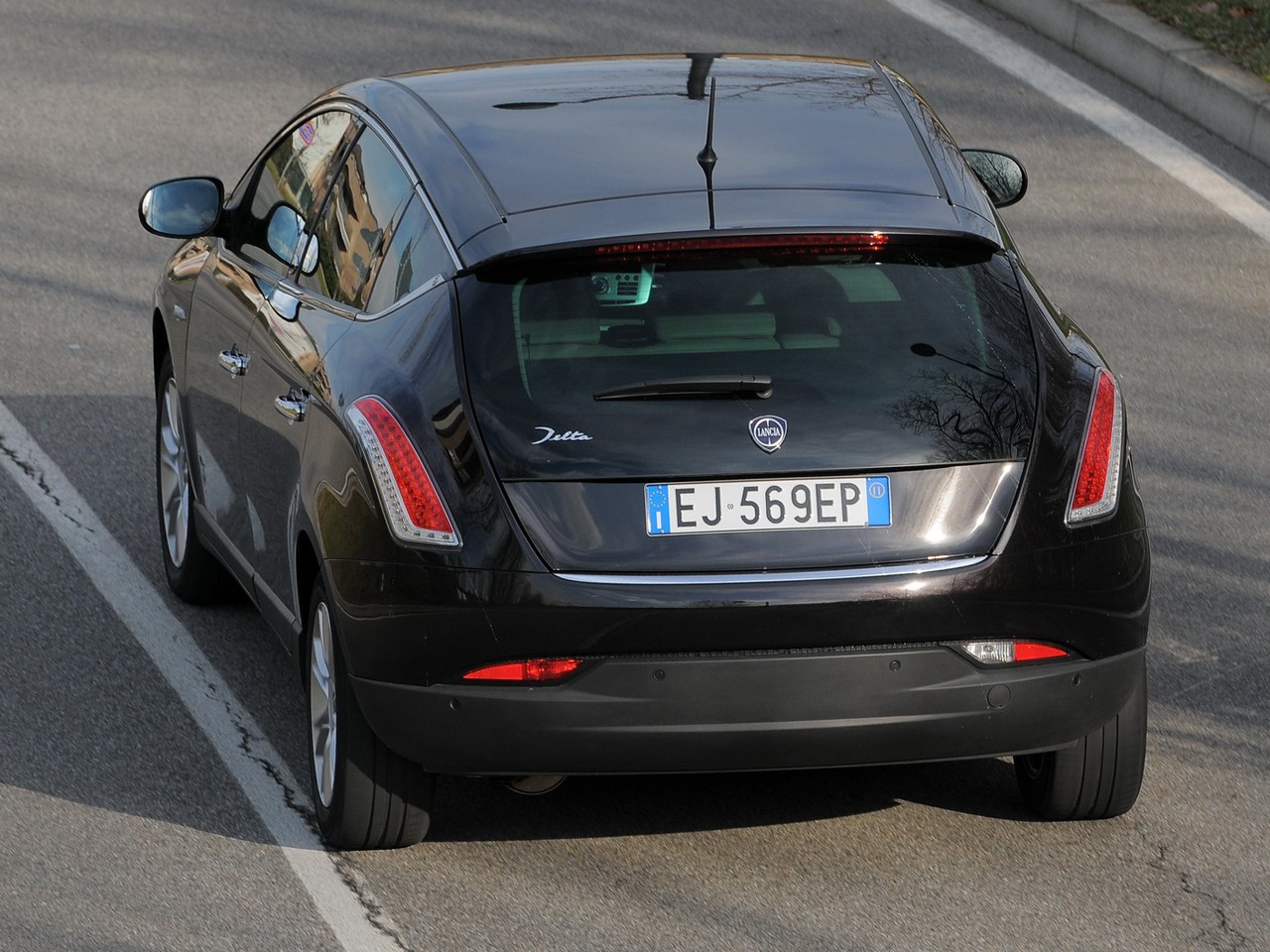 Lancia Delta photo 35