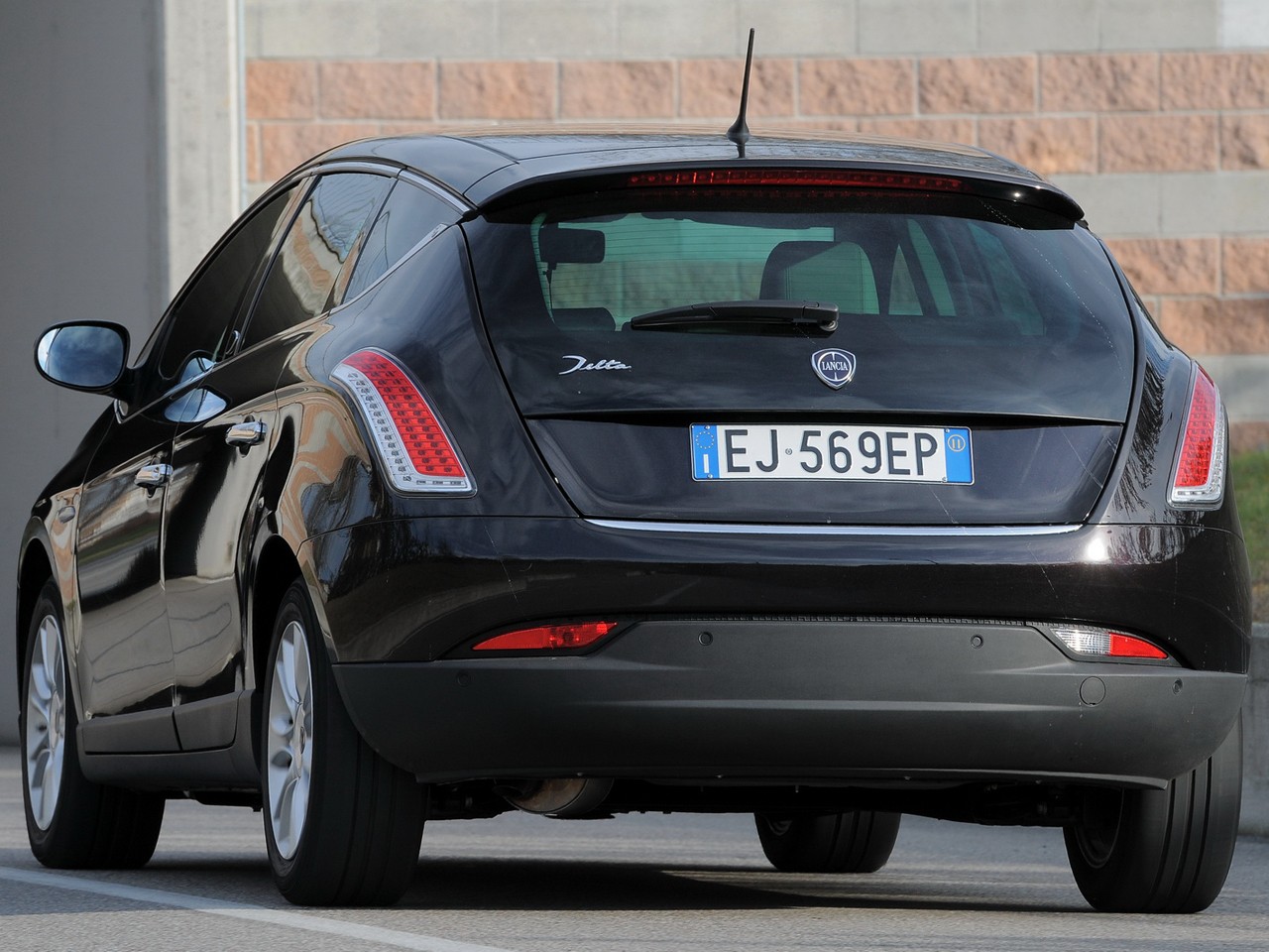 Lancia Delta photo 36