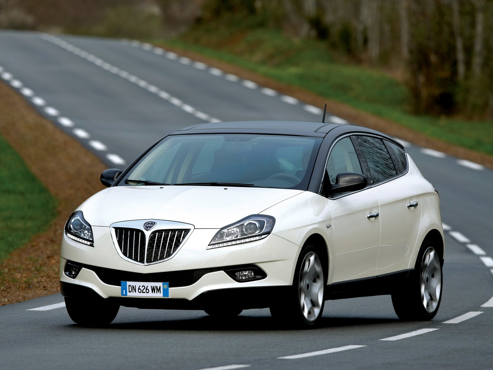 Lancia Delta photo 61