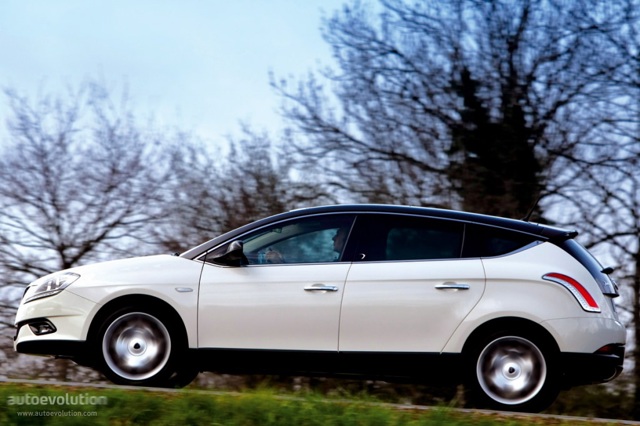 Lancia Delta photo 18