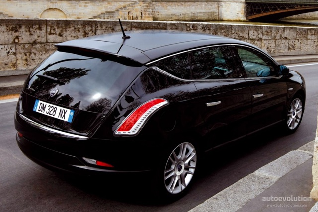 Lancia Delta photo 5