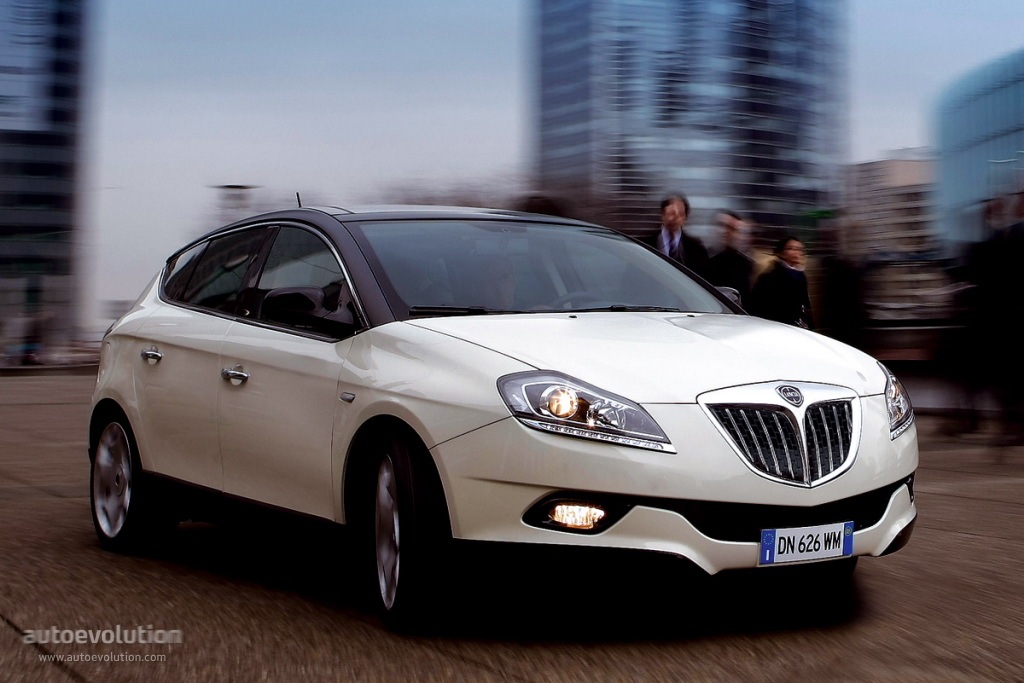 Lancia Delta photo 7