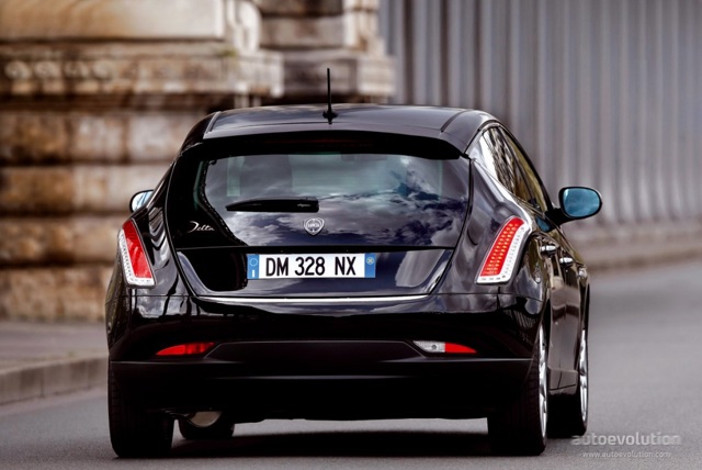 Lancia Delta photo 9