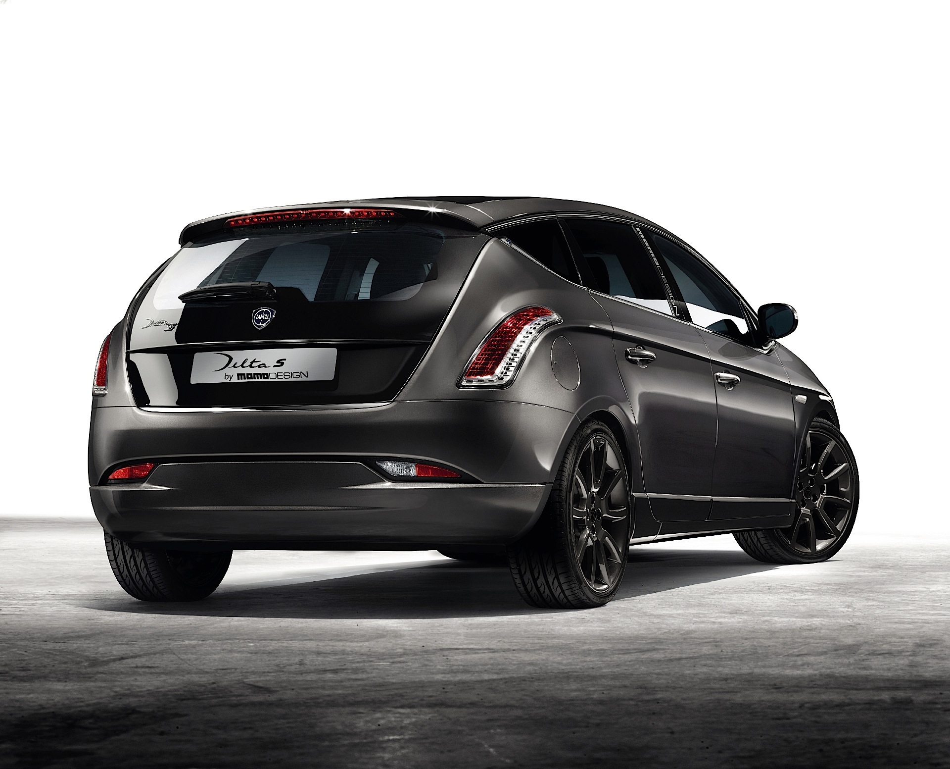 Lancia Delta photo 11