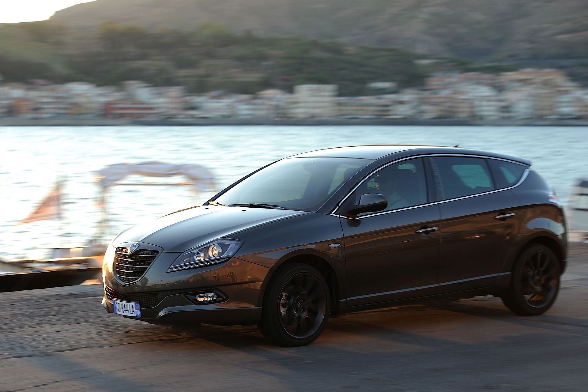 Lancia Delta photo 18