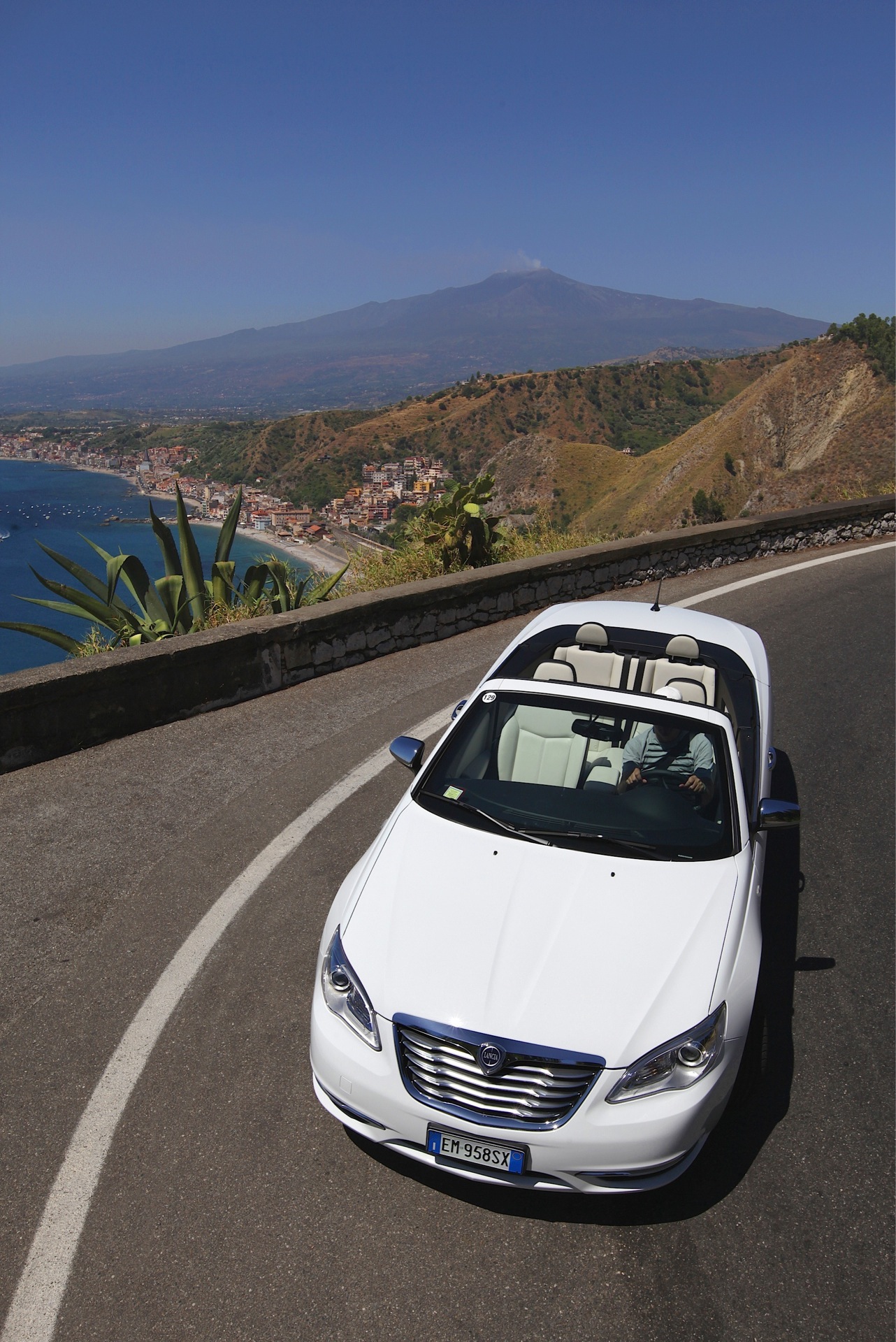 Lancia Flavia Convertible photo 22