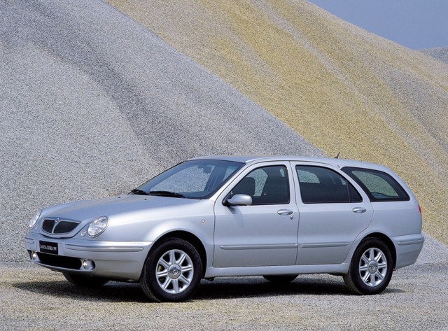 Lancia Lybra Sw foto 15