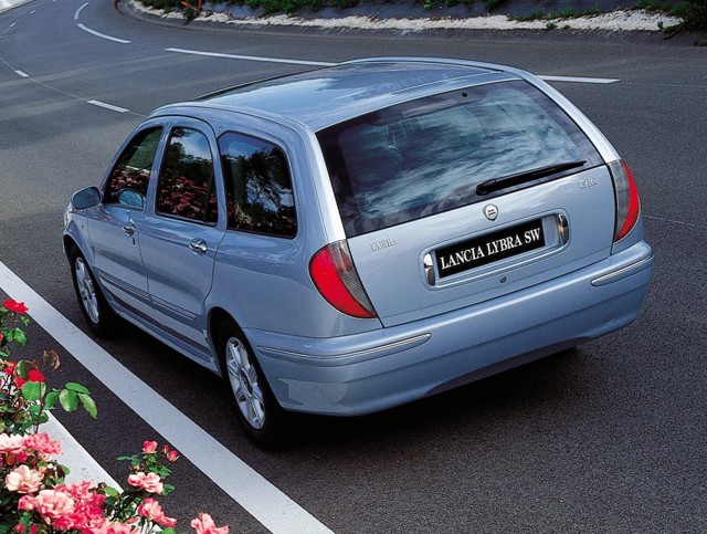 Lancia Lybra Sw foto 21