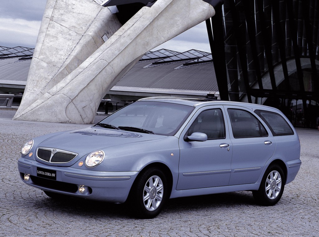 Lancia Lybra Sw photo 23