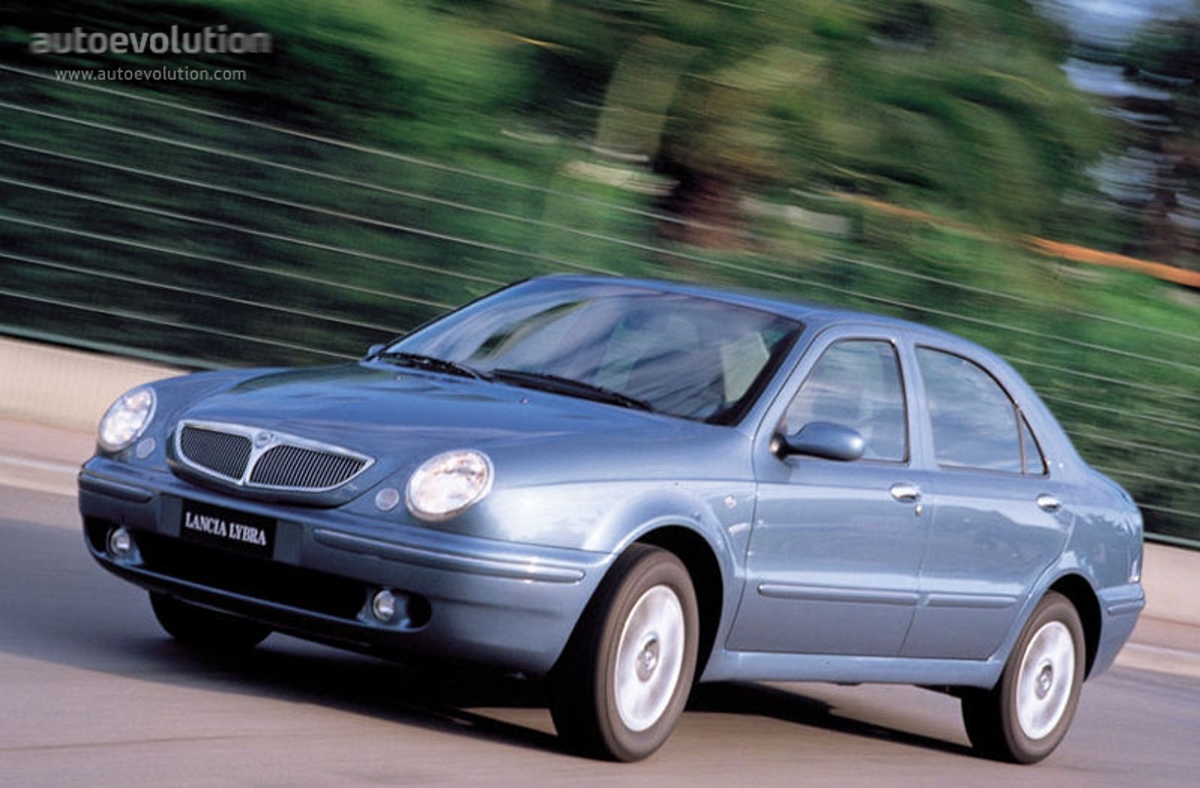 Lancia LANCIA Lybra Sedan 1.8L 5MT FWD (131 HP)