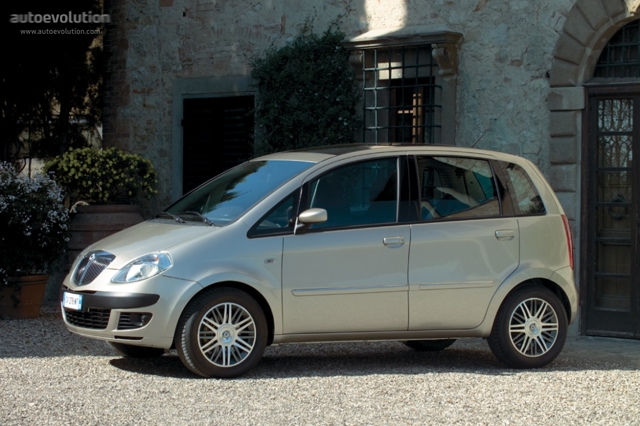 Lancia Musa photo 5