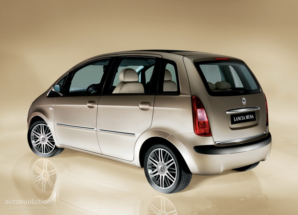 Lancia Musa photo 8