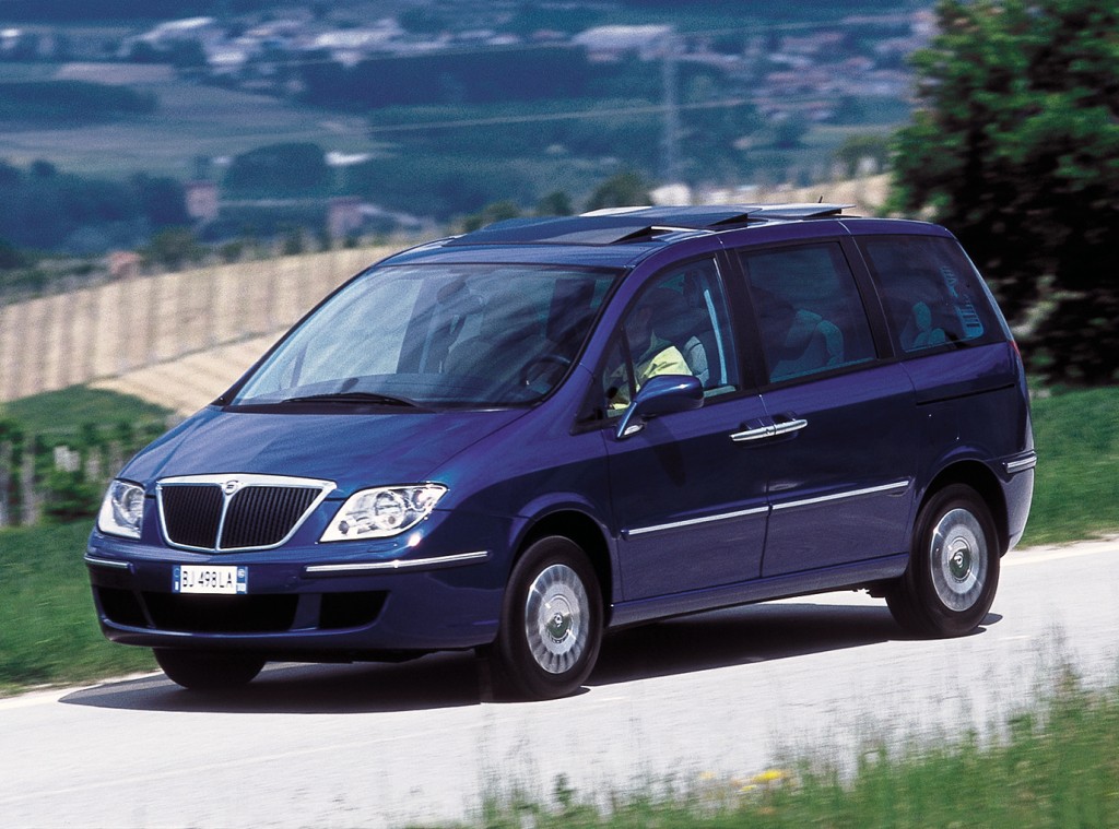 Lancia Phedra photo 21