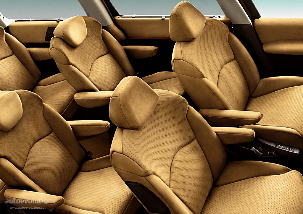 Lancia Phedra photo 24