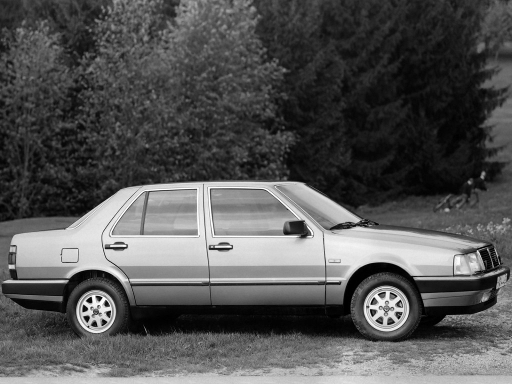Lancia Thema photo 4