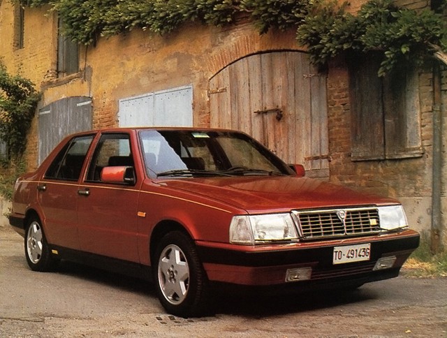 Lancia Thema photo 7